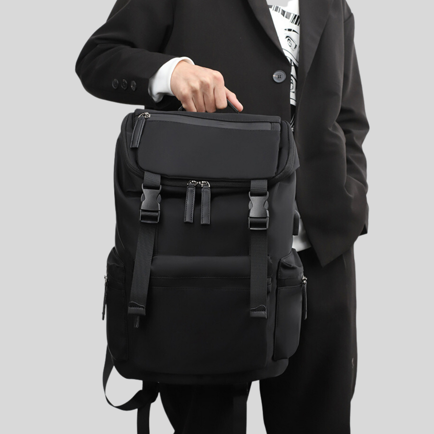 Chicago - Modern and Lightweight Backpack