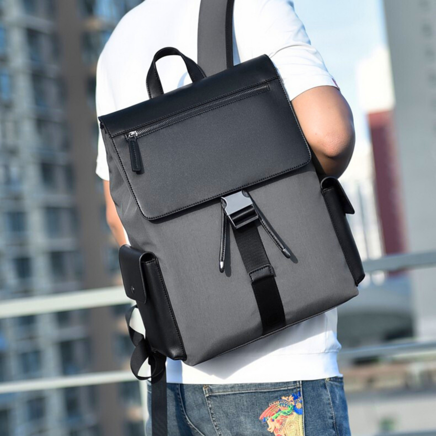 Mumbai - Modern and Lightweight Backpack