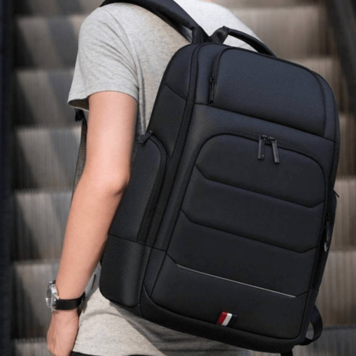 Amsterdam - Smart and Comfortable Backpack