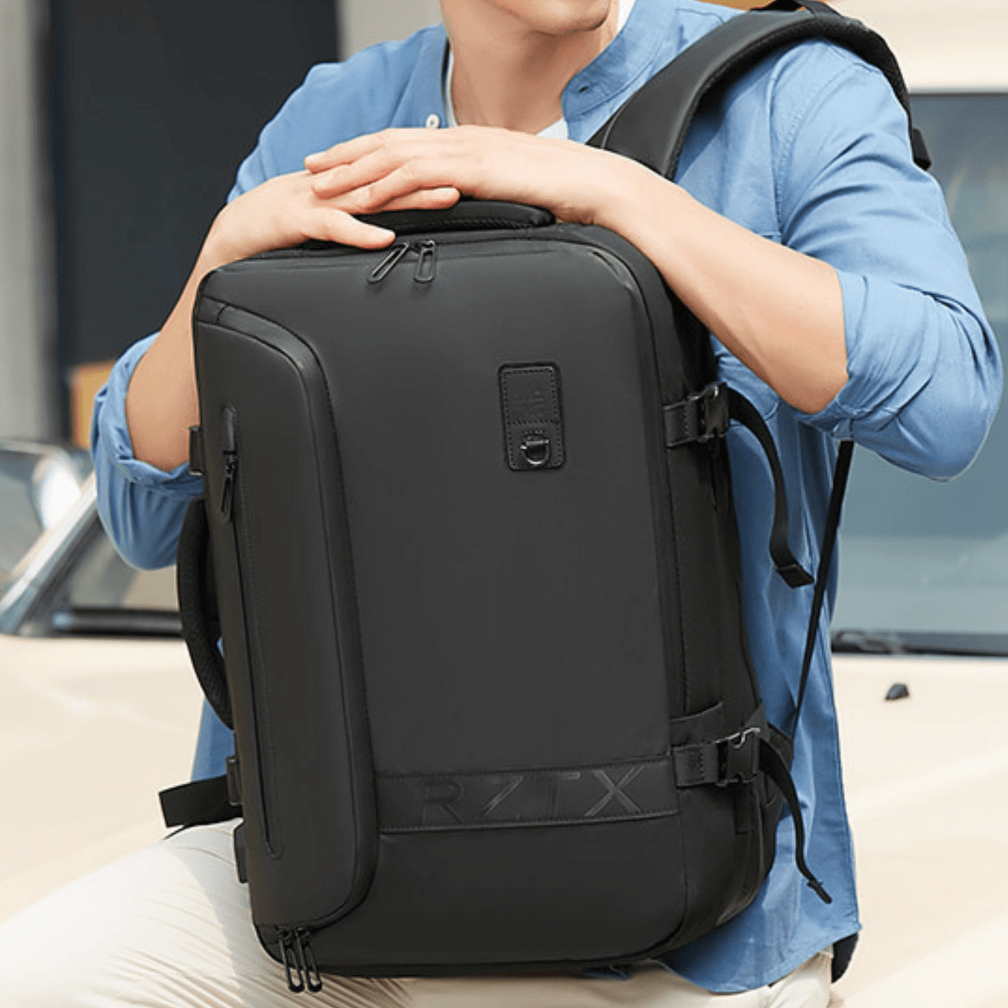 Yulin - Smart and Innovative Backpack