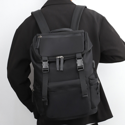 Chicago - Modern and Lightweight Backpack